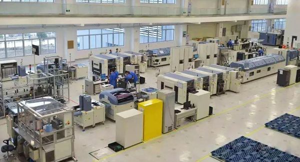 灯塔工厂领航智能制造 数字化技术如何保驾护航？